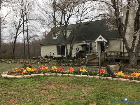 Photo of 5001 Cartersville Road, Powhatan, VA 23139 (MLS # 2533233)