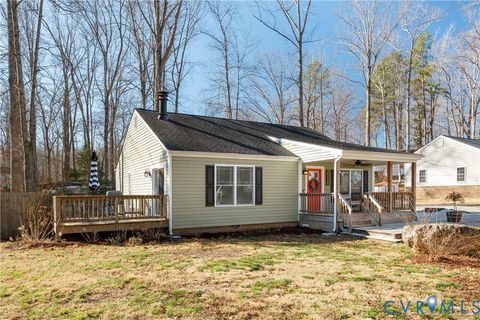 Tiny photo for 5407 Sherman Place, North Chesterfield, VA 23234 (MLS # 2608650)