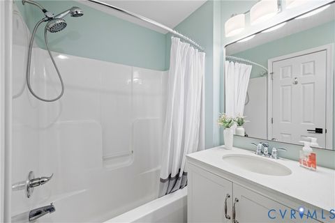 Tiny photo for 5407 Sherman Place, North Chesterfield, VA 23234 (MLS # 2608650)