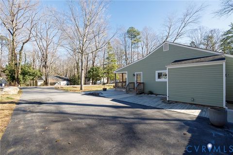 Tiny photo for 5407 Sherman Place, North Chesterfield, VA 23234 (MLS # 2608650)