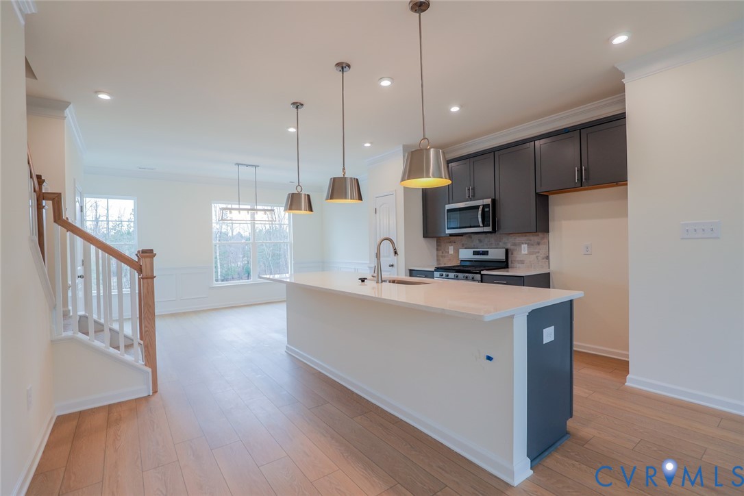 6591 Topsail Point