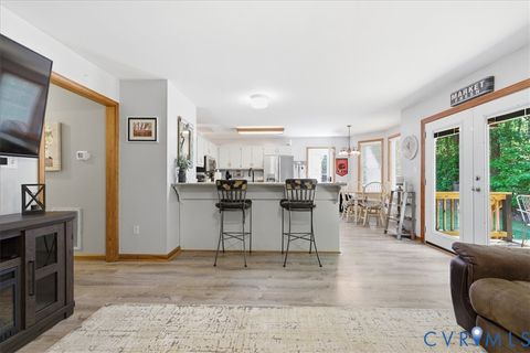 Tiny photo for 5468 Midway Road, Dinwiddie, VA 23833 (MLS # 2613489)