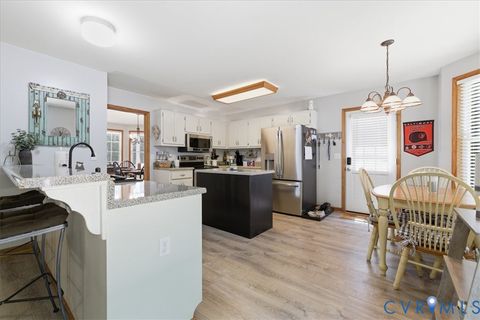 Tiny photo for 5468 Midway Road, Dinwiddie, VA 23833 (MLS # 2613489)