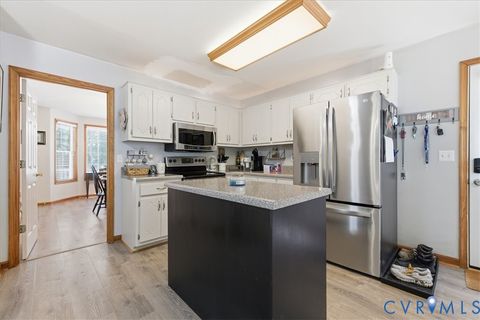 Tiny photo for 5468 Midway Road, Dinwiddie, VA 23833 (MLS # 2613489)