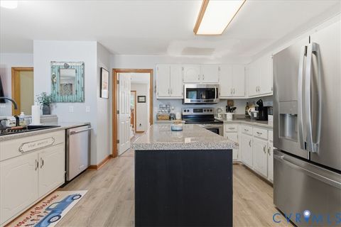 Tiny photo for 5468 Midway Road, Dinwiddie, VA 23833 (MLS # 2613489)