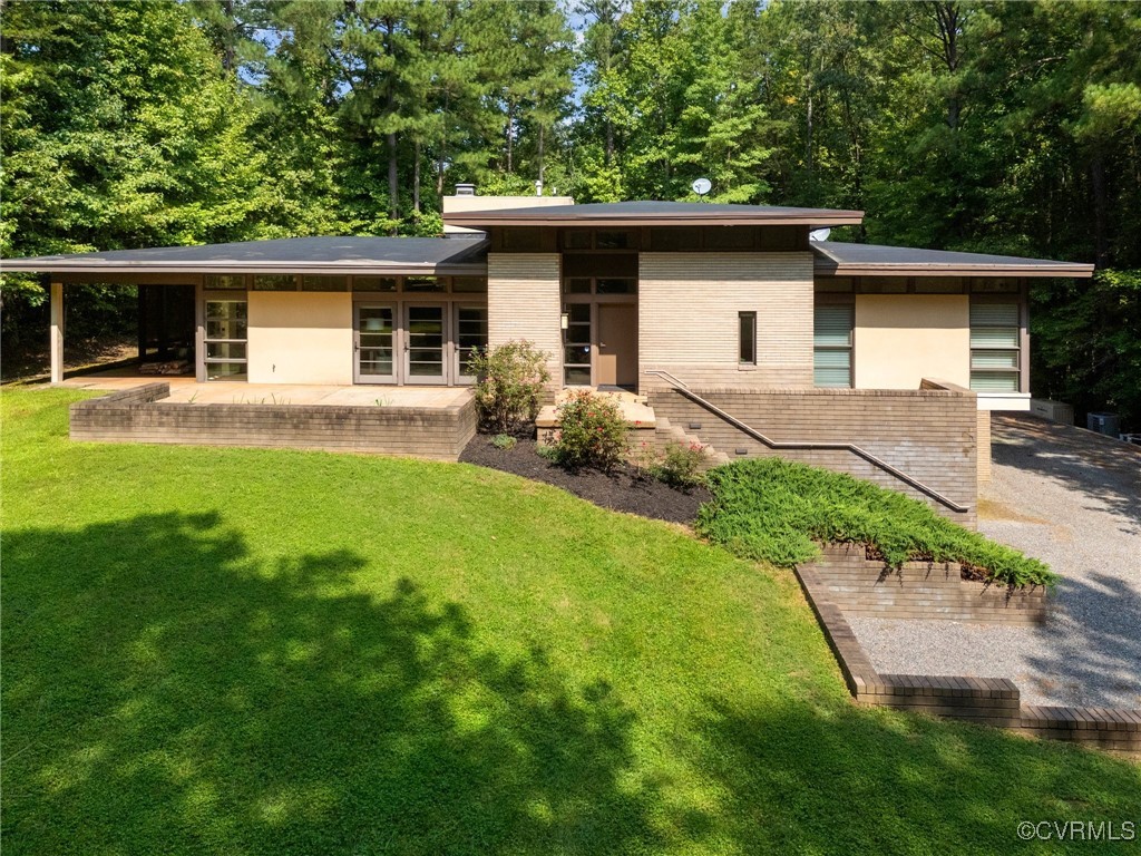 3611 Brandons Bluff Court