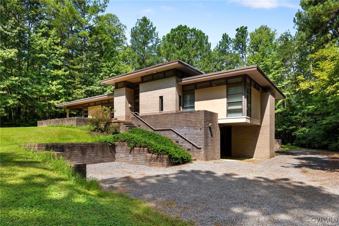 3611 Brandons Bluff Court