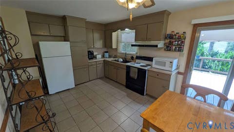 Tiny photo for 12853 Holly Lane, Manakin Sabot, VA 23103 (MLS # 2622115)