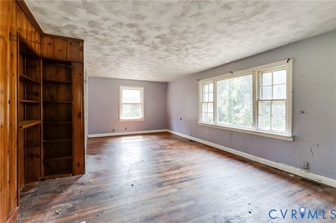 Tiny photo for 10231 Brightwood Avenue, North Chesterfield, VA 23237 (MLS # 2619632)