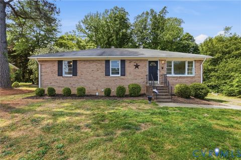 Photo of 4420 Chickahominy Avenue, Richmond, VA 23222 (MLS # 2612064)