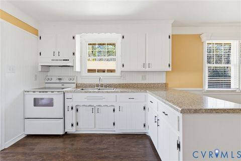 Tiny photo for 5403 Chesdin Road, North Dinwiddie, VA 23803 (MLS # 2532807)