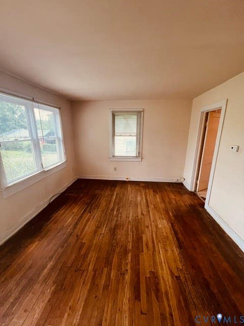 Tiny photo for 527 Hannon Street, Petersburg, VA 23803 (MLS # 2622846)