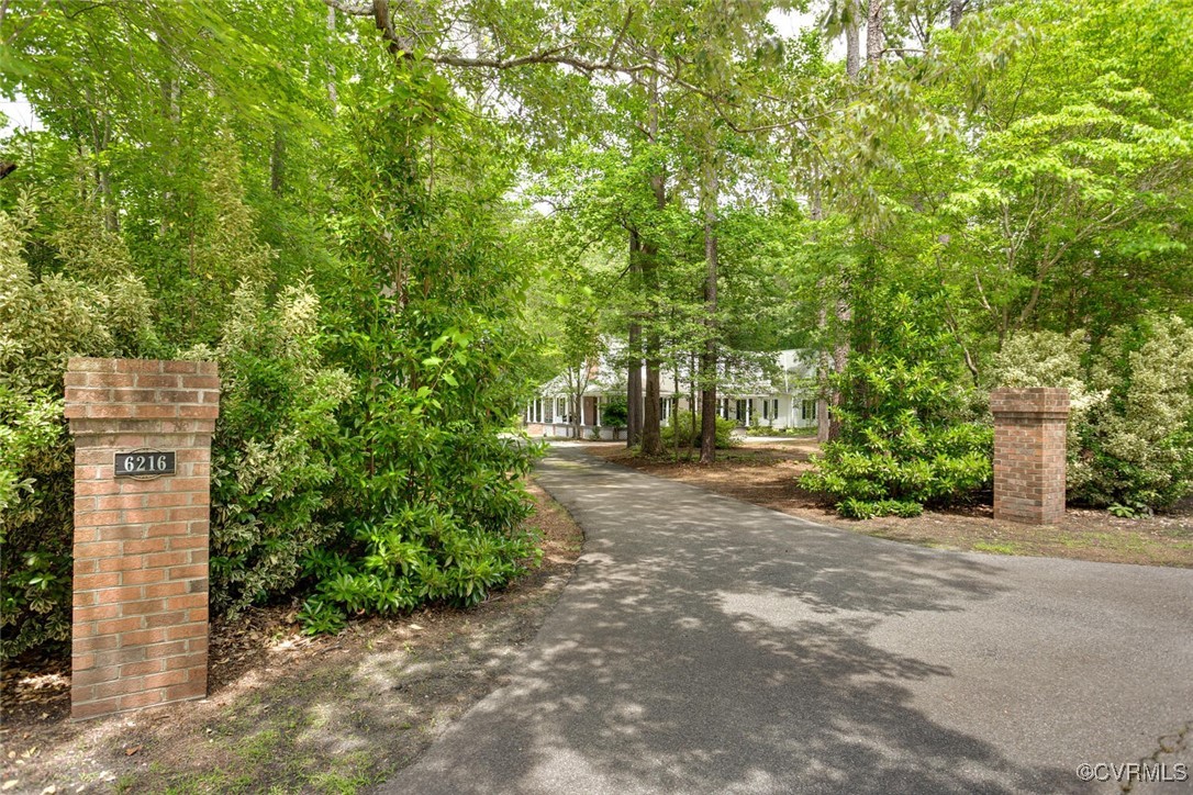 6216 Pine Slash Road