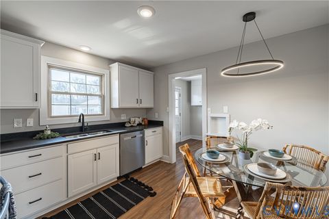 Tiny photo for 105 Verbov Avenue, Colonial Heights, VA 23834 (MLS # 2604204)