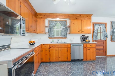 Tiny photo for 14141 Cherry Street, Chester, VA 23831 (MLS # 2624764)