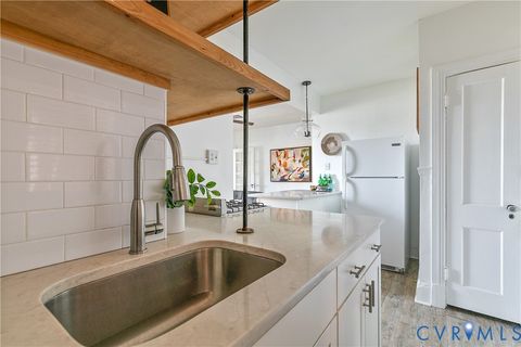 Tiny photo for 2810 Kensington Avenue #U5, Richmond, VA 23221 (MLS # 2607307)