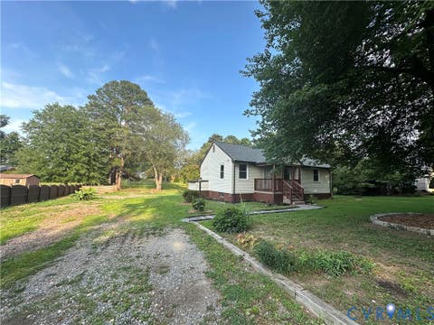 Tiny photo for 2015 Fordson Road, Richmond, VA 23229 (MLS # 2618448)