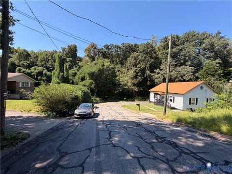 Tiny photo for 1005 C Street, Martinsville, VA 24112 (MLS # 2626832)