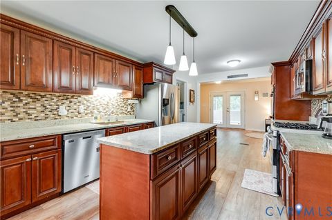 Tiny photo for 8051 Sussex Road, Mechanicsville, VA 23111 (MLS # 2614134)