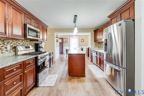 Tiny photo for 8051 Sussex Road, Mechanicsville, VA 23111 (MLS # 2614134)