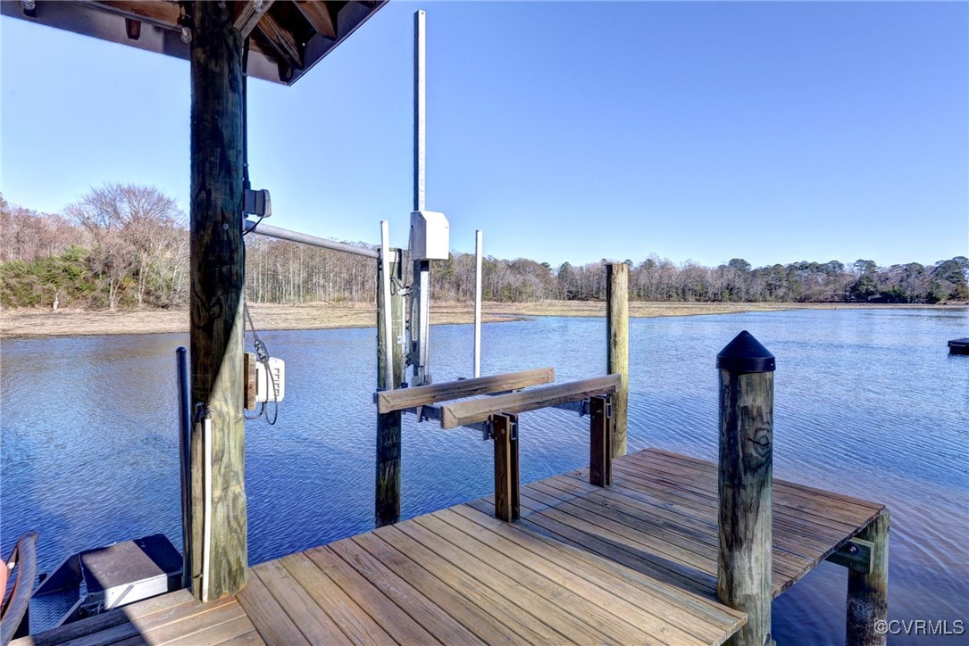 4432 Landfall Drive