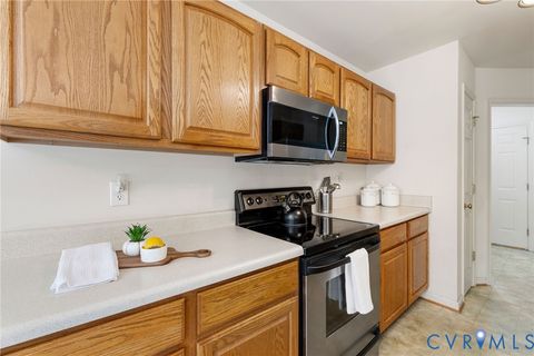 Tiny photo for 3173 Poplar View Place, Chester, VA 23831 (MLS # 2613589)