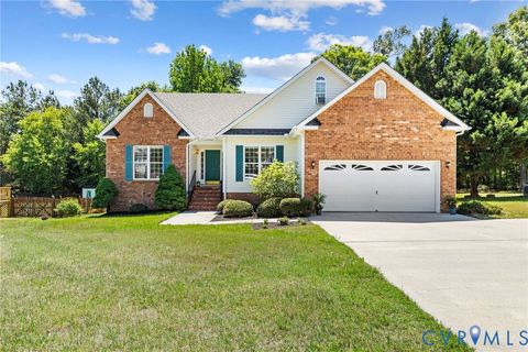 Photo of 3173 Poplar View Place, Chester, VA 23831 (MLS # 2613589)