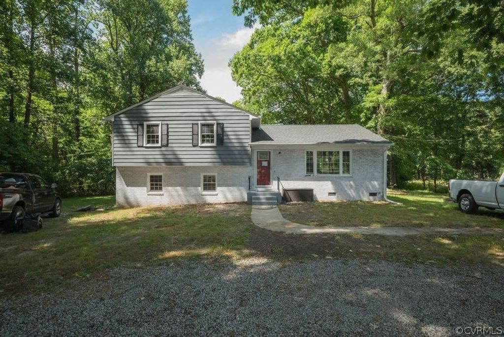 Photo for 823 Yellow Bird Road, Blackstone, VA 23824 (MLS # 2417717)