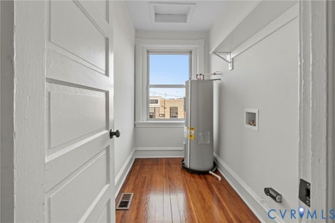 Tiny photo for 2931 W Leigh Street, Richmond, VA 23230 (MLS # 2624624)