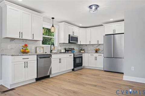 Tiny photo for 517 St Andrew Street, Petersburg, VA 23803 (MLS # 2617908)