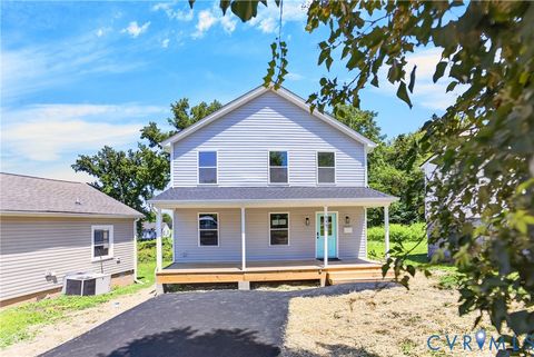 Photo of 517 St Andrew Street, Petersburg, VA 23803 (MLS # 2617908)
