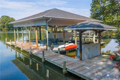 Tiny photo for 959 Robins Point Avenue, Deltaville, VA 23043 (MLS # 2527857)