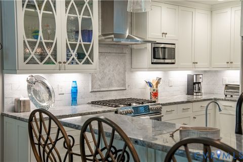 Tiny photo for 959 Robins Point Avenue, Deltaville, VA 23043 (MLS # 2527857)