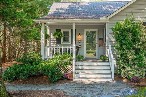 Tiny photo for 959 Robins Point Avenue, Deltaville, VA 23043 (MLS # 2527857)