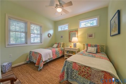 Tiny photo for 959 Robins Point Avenue, Deltaville, VA 23043 (MLS # 2527857)