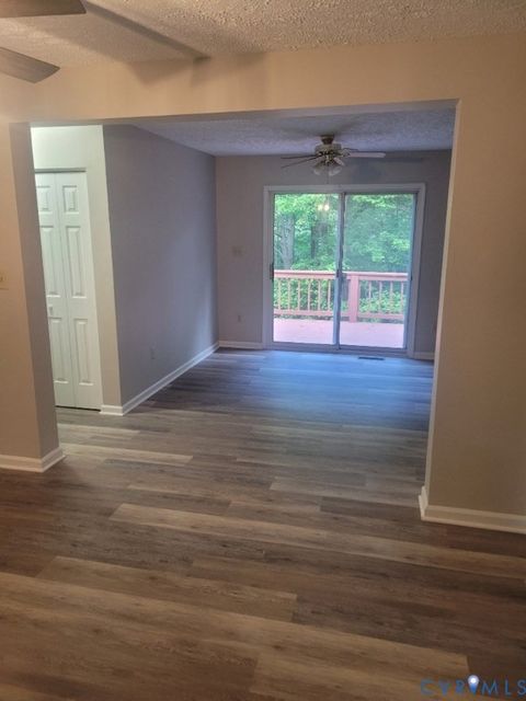 Tiny photo for 906 Equestrian Trail Road, New Canton, VA 23123 (MLS # 2607962)