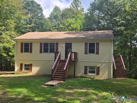 Photo of 906 Equestrian Trail Road, New Canton, VA 23123 (MLS # 2607962)