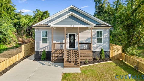 Photo of 524 Cameron Street, Petersburg, VA 23083 (MLS # 2623842)