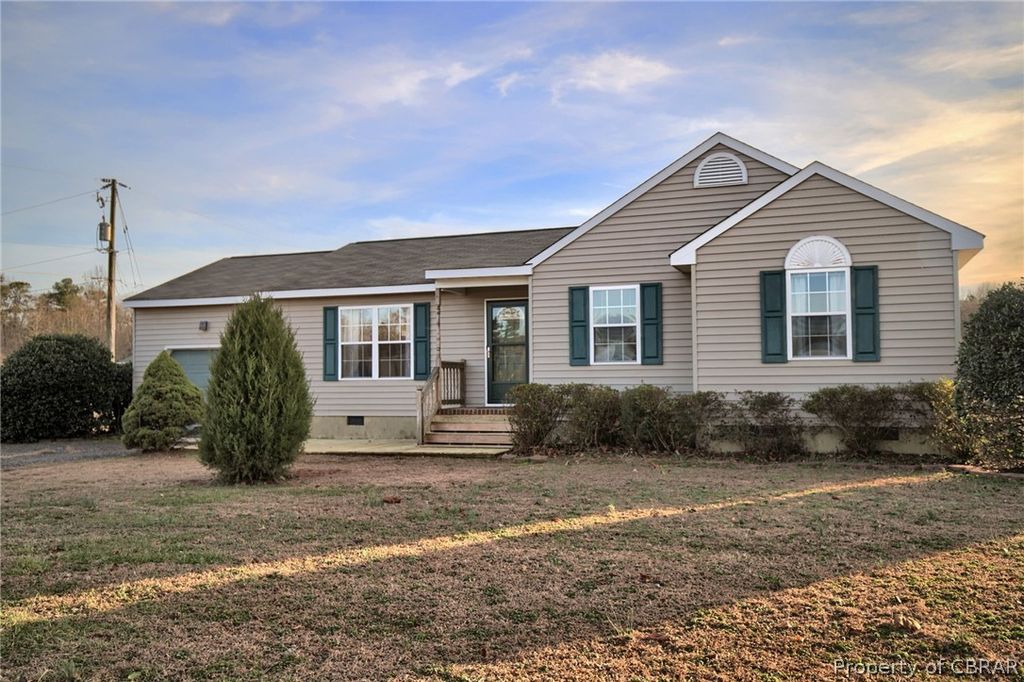 Photo for 3642 Enos Road, Gloucester, VA 23061 (MLS # 2301431)