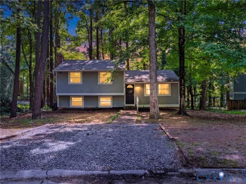 Photo of 2703 Sutters Mill Court, Chesterfield, VA 23112 (MLS # 2622773)