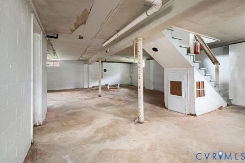 Tiny photo for 318 St Matthew Street, Petersburg, VA 23803 (MLS # 2619110)