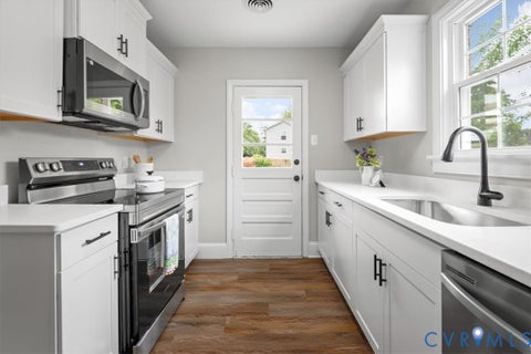 Tiny photo for 318 St Matthew Street, Petersburg, VA 23803 (MLS # 2619110)