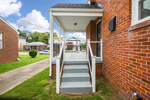 Tiny photo for 318 St Matthew Street, Petersburg, VA 23803 (MLS # 2619110)