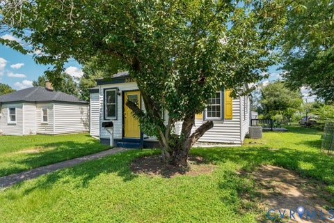 Tiny photo for 3008 Krouse Street, Richmond, VA 23234 (MLS # 2624503)
