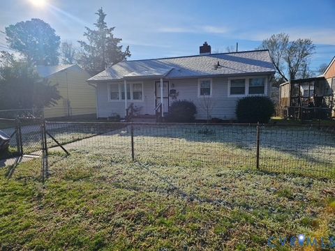 Photo of 838 Fort Henry Street, Petersburg, VA 23803 (MLS # 2606204)