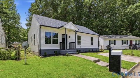 Tiny photo for 2008 New York Avenue, Hopewell, VA 23860 (MLS # 2625995)