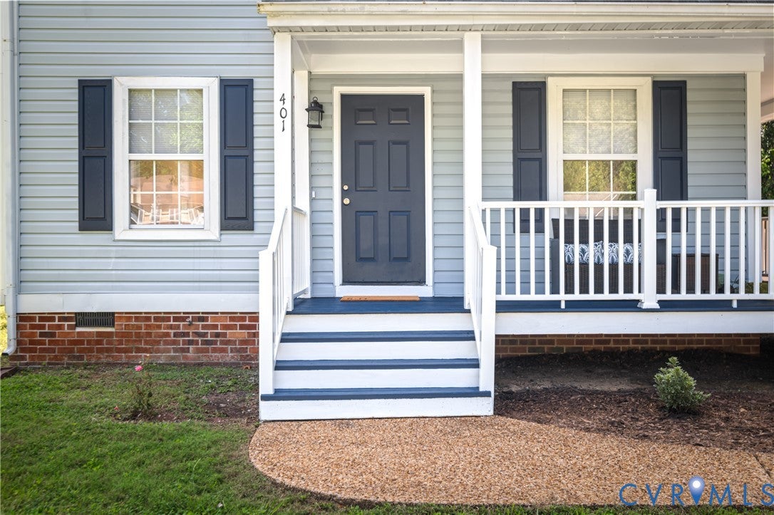 401 Seven Pines Court
