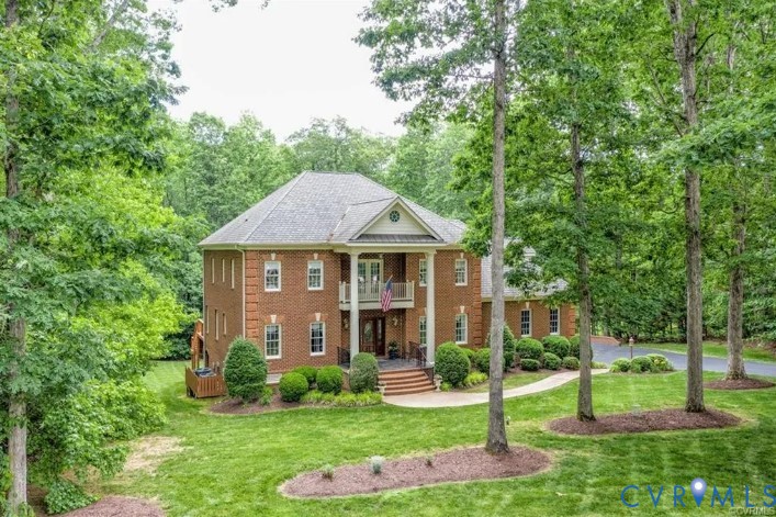 1638 Fallen Timber Trail