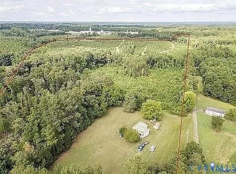 Photo of 493 Solomon Road, Crewe, VA 23930 (MLS # 2628208)