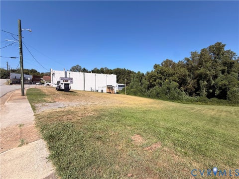 Tiny photo for 908 W Fayette Street, Martinsville, VA 24112 (MLS # 2626696)